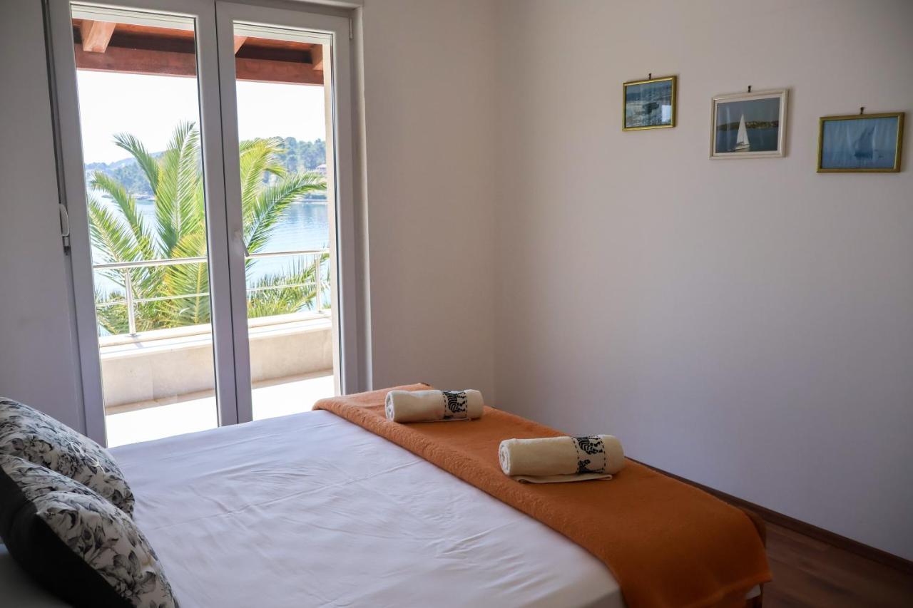 Apartman Klara Lumbarda Luaran gambar