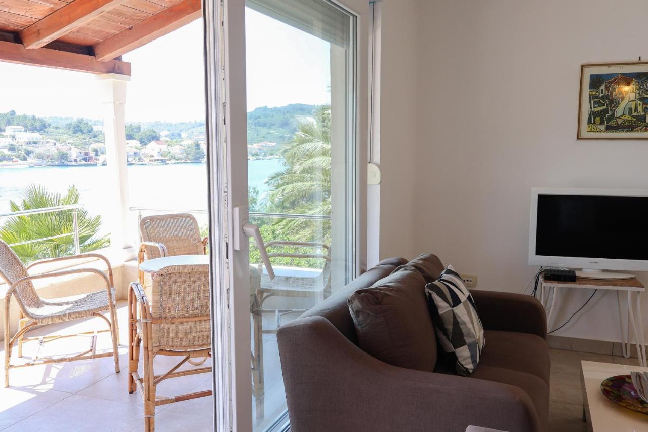 Apartman Klara Lumbarda Luaran gambar