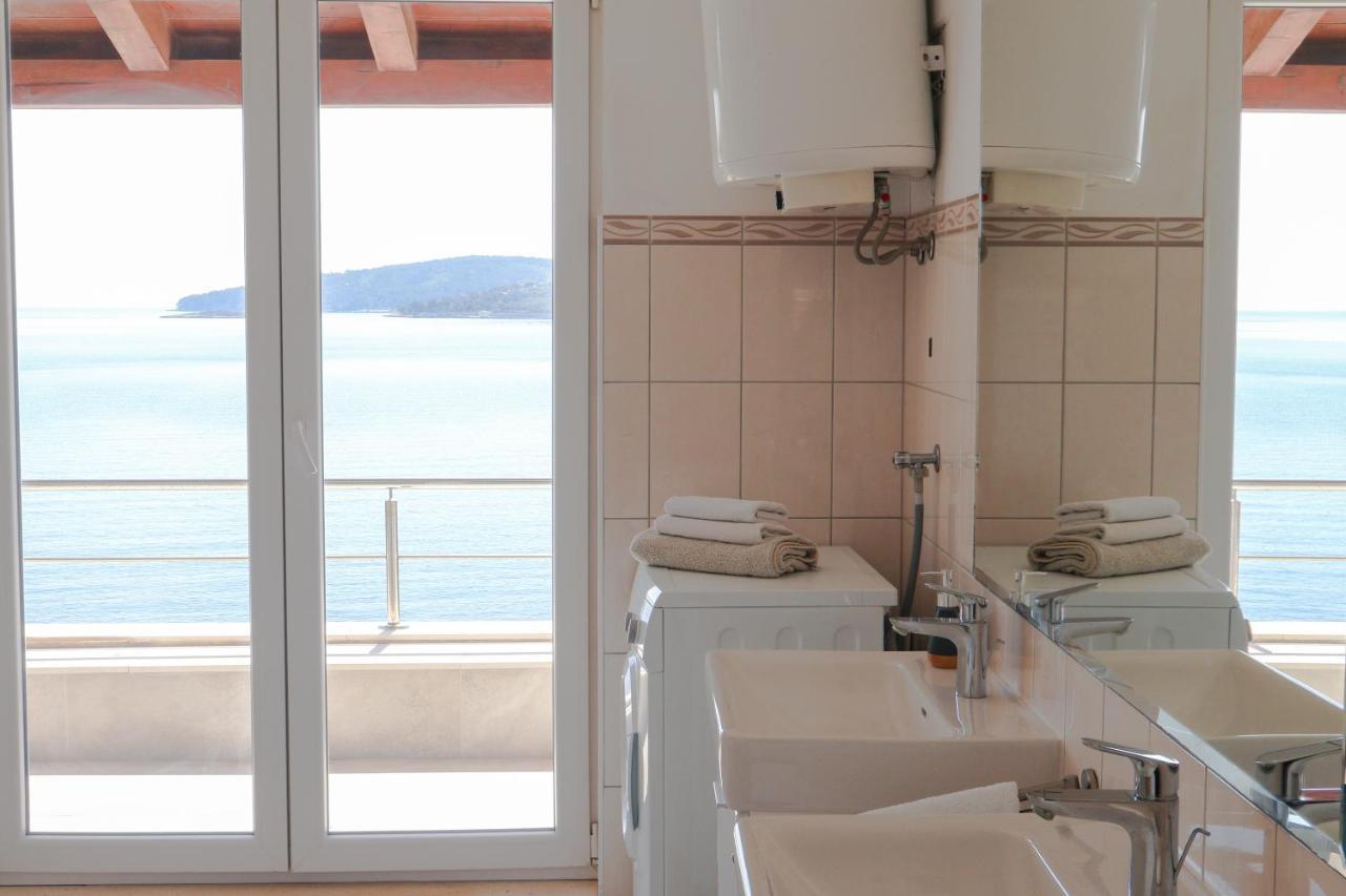 Apartman Klara Lumbarda Luaran gambar